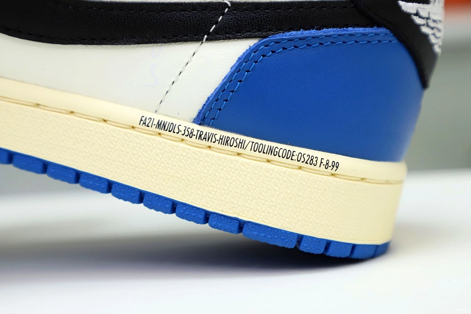 X FRAGMENT DESIGN AIR SCOTT JORDAN TRAVIS LOW X 1 1211